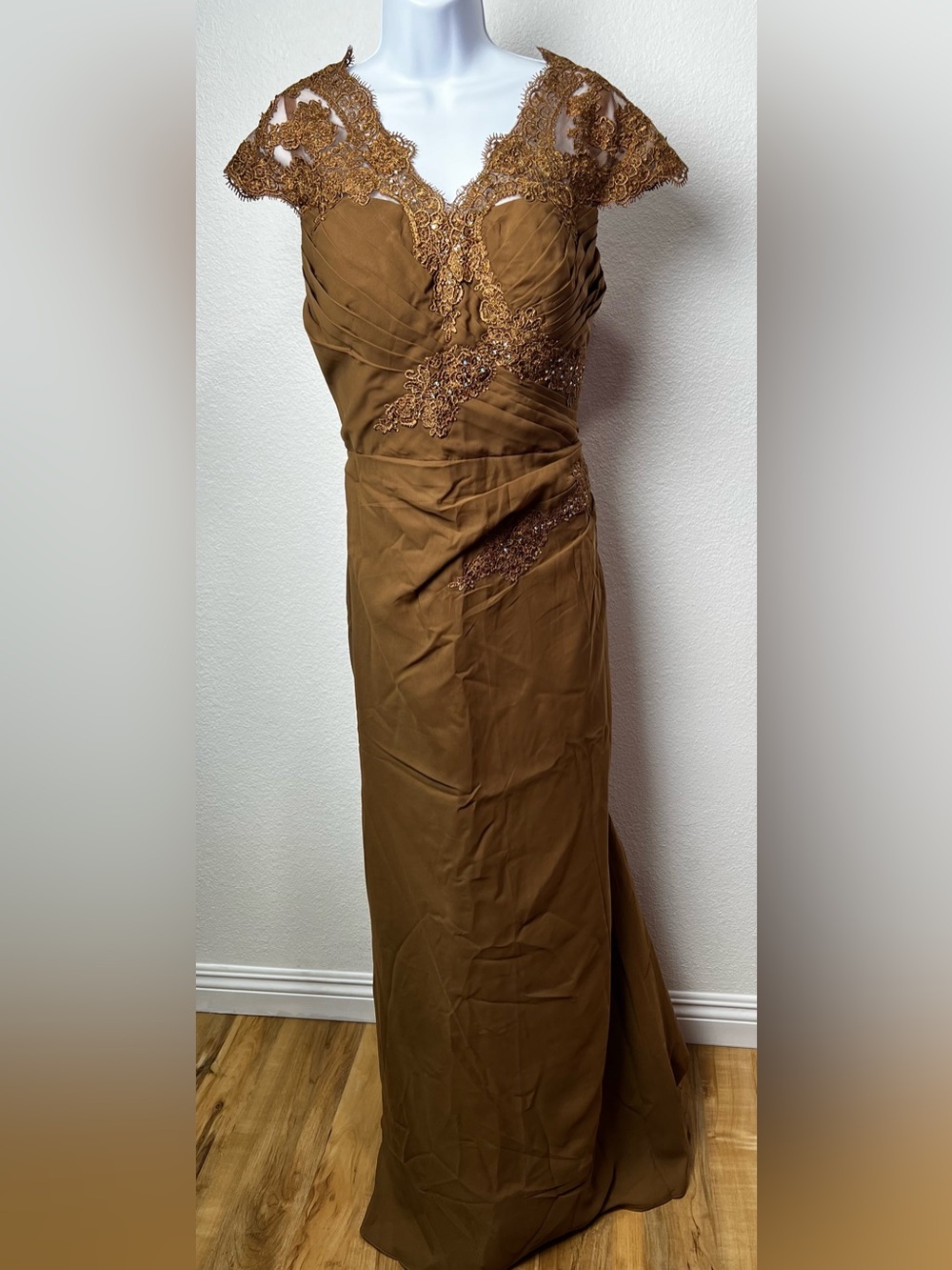 Elegant Brown Lace-Accented Evening Gown